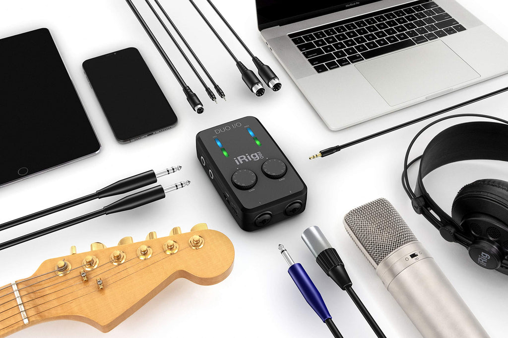 USB Audio Interface with TRS & Headphones Outputs A842